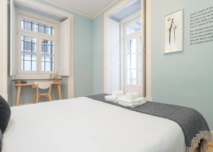 Baixa Cozy 2br With Ac - By Lu Holidays Appartement *