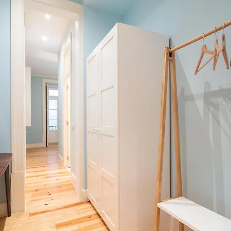 Apartment Baixa Cozy 2br With Ac - By Lu Holidays Lissabon